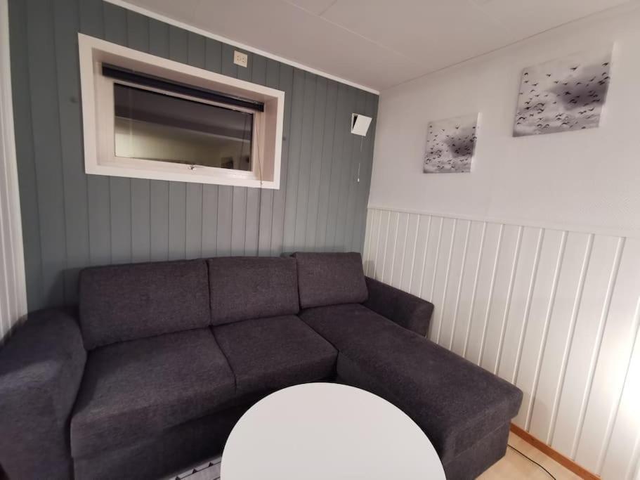 Spacious Apartment On Kvaloya Kvaloysletta Bagian luar foto